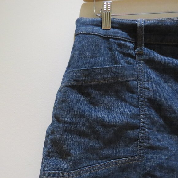 EVEREVE Joelle Stretch Linen Shorts in Stargazer Dark Denim Preppy Casual Comfy - Picture 7 of 14